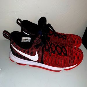 Men’s Nike KD basketball shoes size 12